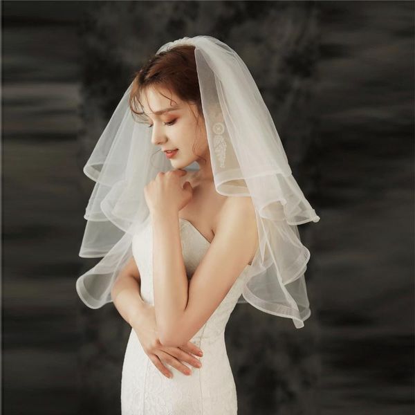 bridal veils four layers veil with comb wedding vail solid color soft tulle short white ivory woman 2021 veu de noiva curto, Black
bridal veils four layers veil with comb wedding vail solid color soft tulle short white ivory woman 2021 veu de noiva curto, Black