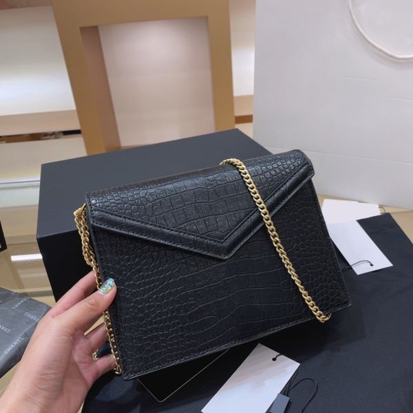 2021 ss ladies wallets bags lady handbag wallet chain underarm purse classic famous women fashion shoulders handbags cross body shoulder, Red;black
2021 ss ladies wallets bags lady handbag wallet chain underarm purse classic famous women fashion shoulders handbags cross body shoulder, Red;black