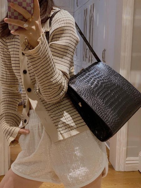 evening bags bag women's 2021 urbanic30 large capacity clip crocodile single shoulder
evening bags bag women's 2021 urbanic30 large capacity clip crocodile single shoulder