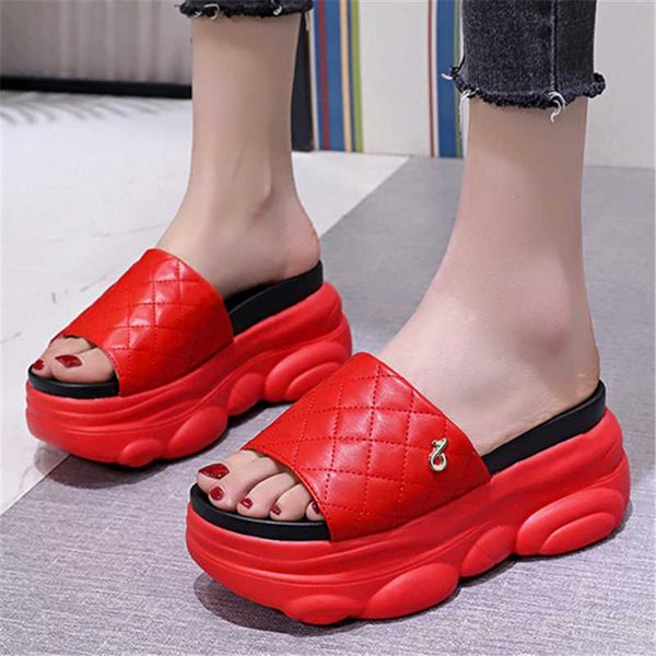 2021 new women's chunky skirt slippers fashion candy colors platform open toe sandals summer outdoor casual ladies beach slides, Black
2021 new women's chunky skirt slippers fashion candy colors platform open toe sandals summer outdoor casual ladies beach slides, Black
