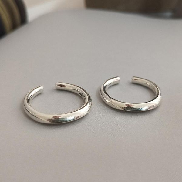 cluster rings morivovog sterling 925 silver glossy line camber initial ring korean ladies minimalist thick clear statement jewelry 2021, Golden;silver
cluster rings morivovog sterling 925 silver glossy line camber initial ring korean ladies minimalist thick clear statement jewelry 2021, Golden;silver