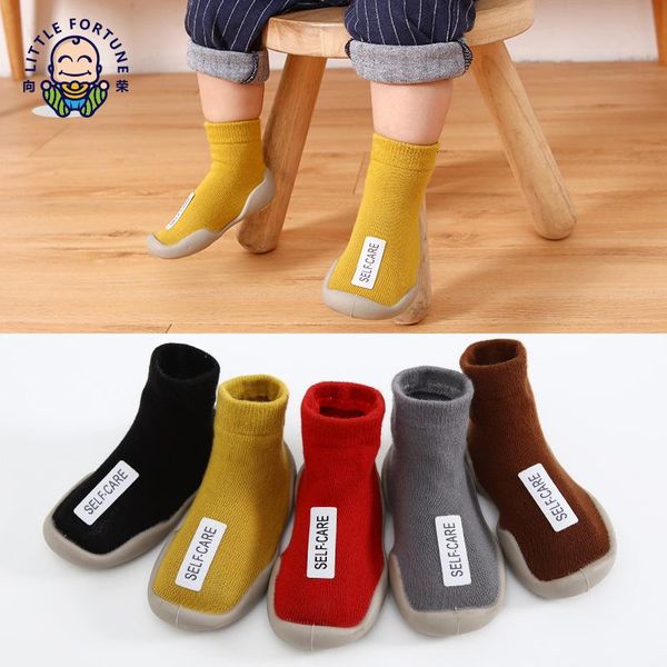 first walkers korean version of 0-4 years old baby toddler shoes children's socks cloth label non-slip boots
first walkers korean version of 0-4 years old baby toddler shoes children's socks cloth label non-slip boots
