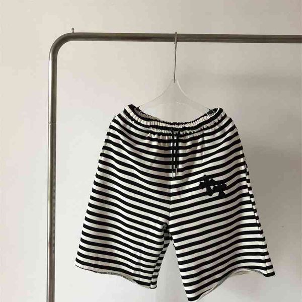 65% off outlet online store can be s with three label version croix black and white stripe cross leather terry casual pants, White;black
65% off outlet online store can be s with three label version croix black and white stripe cross leather terry casual pants, White;black
