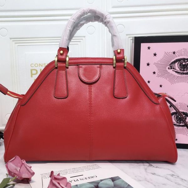 large capacity handbags tote bags women bag plain genuine leather hihg quality interior zipper smooth surface gold hardware
large capacity handbags tote bags women bag plain genuine leather hihg quality interior zipper smooth surface gold hardware