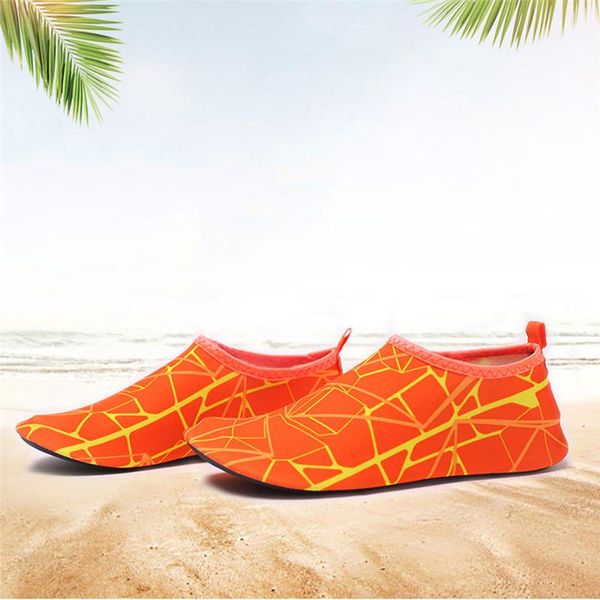 fins & gloves beach upstream water sport anti-skid socks underwater swimming snorkeling diving surfing non-slip shoes
fins & gloves beach upstream water sport anti-skid socks underwater swimming snorkeling diving surfing non-slip shoes