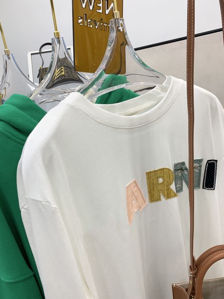 chaopai 2021 spring new texture color letter long sleeve irregular t-shirt, White 
chaopai 2021 spring new texture color letter long sleeve irregular t-shirt, White