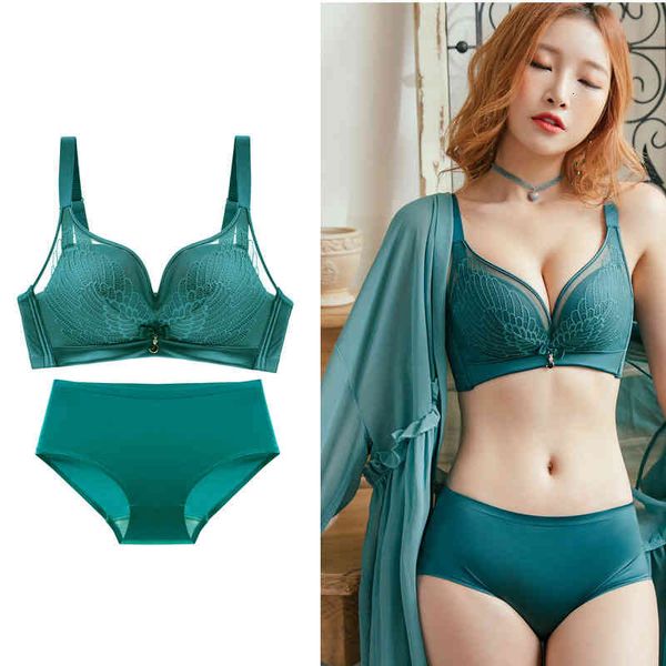 knickers bras sets rimless noble lace traceless underwear set gathered and adjusted breast collection bra women, Red;black
knickers bras sets rimless noble lace traceless underwear set gathered and adjusted breast collection bra women, Red;black