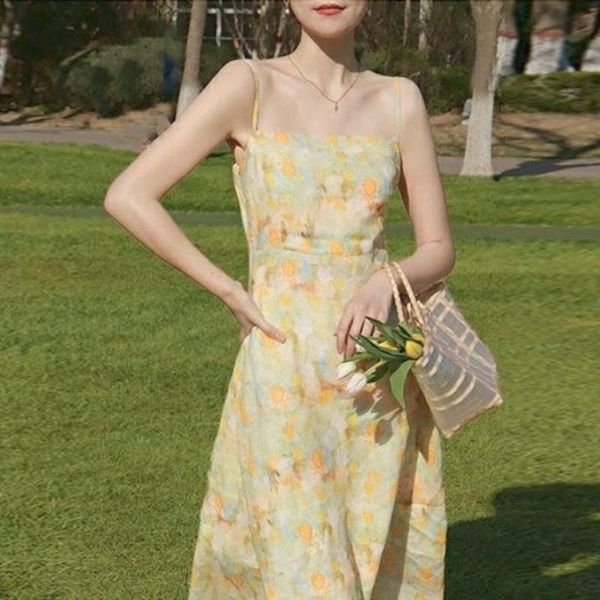 casual dresses floral party midi dress for women sweet vintage elegant strap yellow print beach summer sundress 2021, Black;gray
casual dresses floral party midi dress for women sweet vintage elegant strap yellow print beach summer sundress 2021, Black;gray