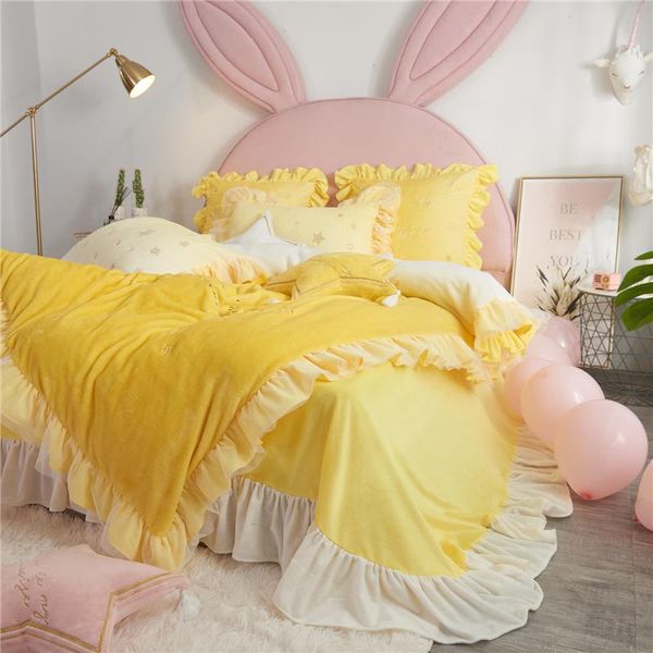 bedding sets luxury yellow white gradient color star embroidery velvet fleece warm girl set lace duvet cover bed sheet pillowcases
bedding sets luxury yellow white gradient color star embroidery velvet fleece warm girl set lace duvet cover bed sheet pillowcases