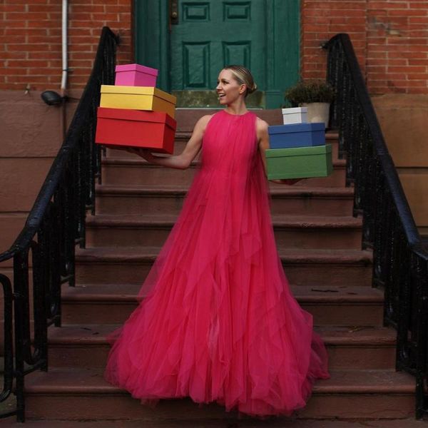 casual dresses fashion generous a-line draped ruffle long for women design elegant floor length sleeveless prom tulle dress robe kleid, Black;gray
casual dresses fashion generous a-line draped ruffle long for women design elegant floor length sleeveless prom tulle dress robe kleid, Black;gray