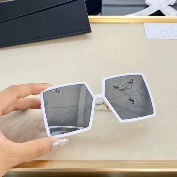 sun glasses 2021 est women sunglasses fashion sunglasses big frame classic style designer sunglasses uv400 lenses a11, White;black
sun glasses 2021 est women sunglasses fashion sunglasses big frame classic style designer sunglasses uv400 lenses a11, White;black