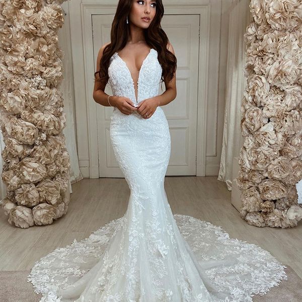 spaghetti neck lace mermaid wedding dresses bridal gowns with appliques court train backless plus size bride dress, White
spaghetti neck lace mermaid wedding dresses bridal gowns with appliques court train backless plus size bride dress, White