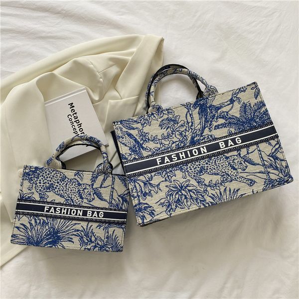 design handbag 2021 new fashion landscape prints tote bag for women luxury designer all match larger capacity ladies famous handbags
design handbag 2021 new fashion landscape prints tote bag for women luxury designer all match larger capacity ladies famous handbags