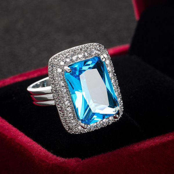 hand decorated sea blue zircon jewelry selling women's exaggerated ring, Slivery;golden
hand decorated sea blue zircon jewelry selling women's exaggerated ring, Slivery;golden