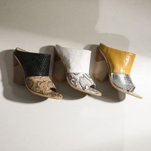 color sandals 2021 season super large size, Black
color sandals 2021 season super large size, Black