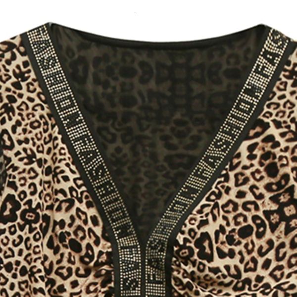 new spring fall cotton t-shirt girls fashion v-neck shiny letter diamonds spliced lace women all match tees 2021 t0d007a hvyz, White
new spring fall cotton t-shirt girls fashion v-neck shiny letter diamonds spliced lace women all match tees 2021 t0d007a hvyz, White