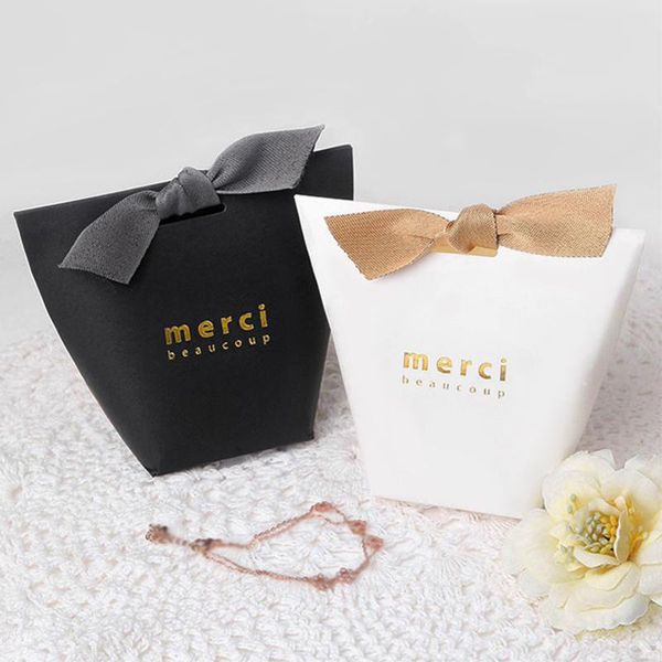 box candy package wedding paper packing boxes sieraden bag baby shower birthday present valentines day gift cake party
box candy package wedding paper packing boxes sieraden bag baby shower birthday present valentines day gift cake party