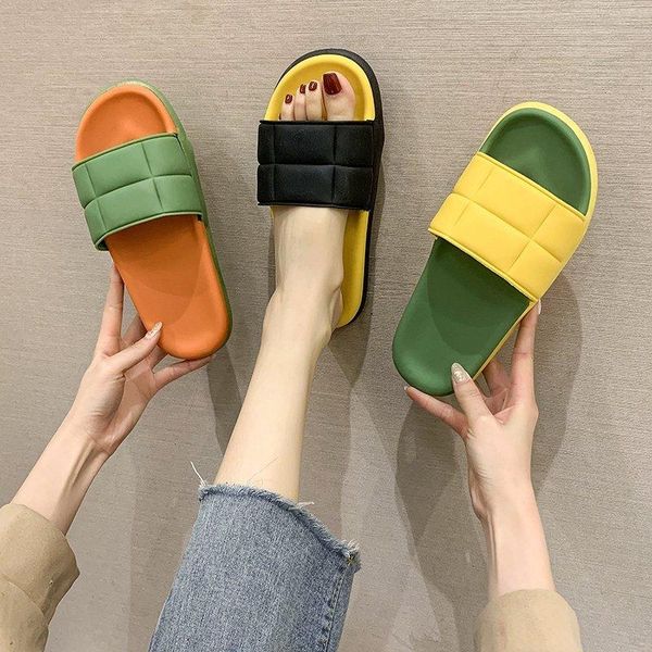 slippers for women's outer wear spring/summer 2021 color matching beach flat fashion flip flops women shoes, Black
slippers for women's outer wear spring/summer 2021 color matching beach flat fashion flip flops women shoes, Black