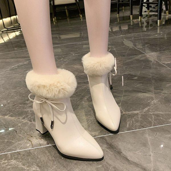 boots fur ankle high heels women shoes warm thick heel winter plush pointed toe black beige botas mujer 2021
boots fur ankle high heels women shoes warm thick heel winter plush pointed toe black beige botas mujer 2021