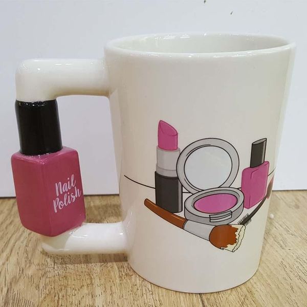 creative ceramic mugs girl tool beauty set 3d hand painted personalized water cup nail polish coffee mug with handle gift
creative ceramic mugs girl tool beauty set 3d hand painted personalized water cup nail polish coffee mug with handle gift
