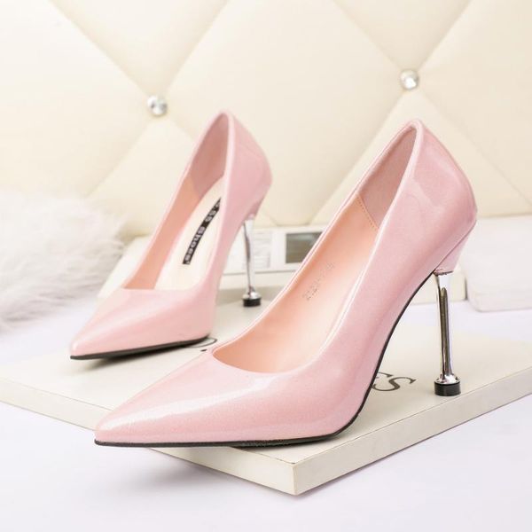dress shoes fashion shallow mouth patent leather pumps high heels black color work women 38 39 40
dress shoes fashion shallow mouth patent leather pumps high heels black color work women 38 39 40
