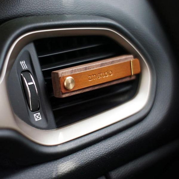 interior decorations creative ornaments hand wood essential oil vent clip car scent diffuser with cotton wick
interior decorations creative ornaments hand wood essential oil vent clip car scent diffuser with cotton wick