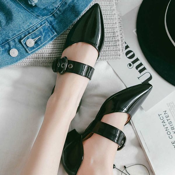 sandals low female breech buckle belt flat shoes patent leather breathable and comfortable pointed to sea jui9, Black
sandals low female breech buckle belt flat shoes patent leather breathable and comfortable pointed to sea jui9, Black