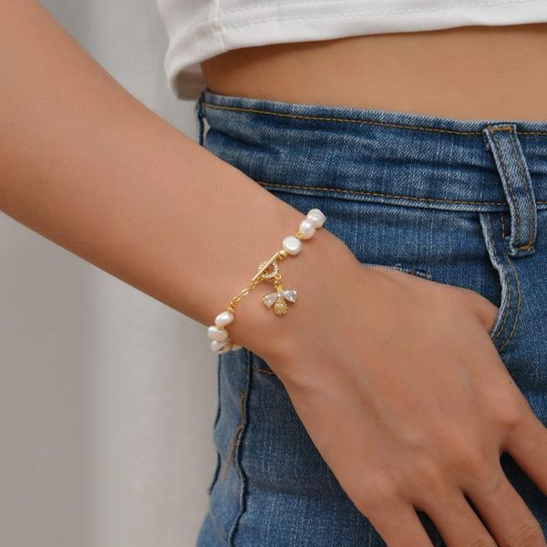 beaded, strands women bracelet pearl gold color chain natural beaded bee pendant simple to send friends surprise gifts, Black
beaded, strands women bracelet pearl gold color chain natural beaded bee pendant simple to send friends surprise gifts, Black