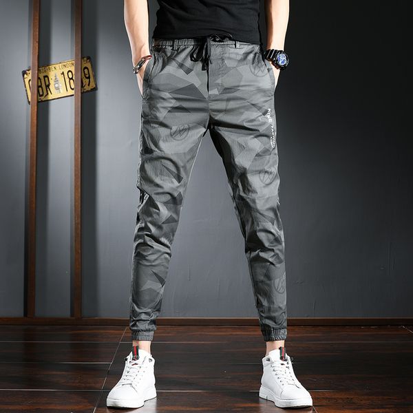 2021 nova camuflagem calas casuais moda masculina leve esportes corredores cintura elstica com cordo 1v49, Black
2021 nova camuflagem calas casuais moda masculina leve esportes corredores cintura elstica com cordo 1v49, Black