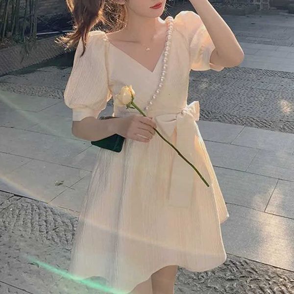 casual dresses v-neck korean elegant vintage mini women short sleeve kawaii sweet fairty party female summer ohtu, Black;gray
casual dresses v-neck korean elegant vintage mini women short sleeve kawaii sweet fairty party female summer ohtu, Black;gray