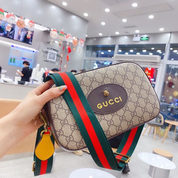 woman shoulder bags handbag original bag date code serial number purse cross body messenger 044
woman shoulder bags handbag original bag date code serial number purse cross body messenger 044