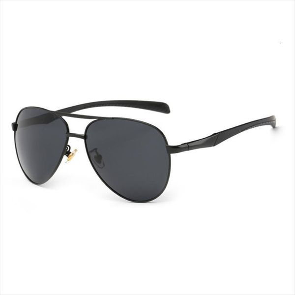 fashion polarized men pilot sunglasses p8075 driving uv400 for sunwear stylish sun glasses mirror coating, White;black
fashion polarized men pilot sunglasses p8075 driving uv400 for sunwear stylish sun glasses mirror coating, White;black