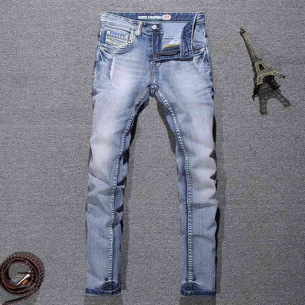 men's jeans italian style fashion distressed light blue elastic cotton ripped vintage retro designer slim denim pants 0sjg
men's jeans italian style fashion distressed light blue elastic cotton ripped vintage retro designer slim denim pants 0sjg