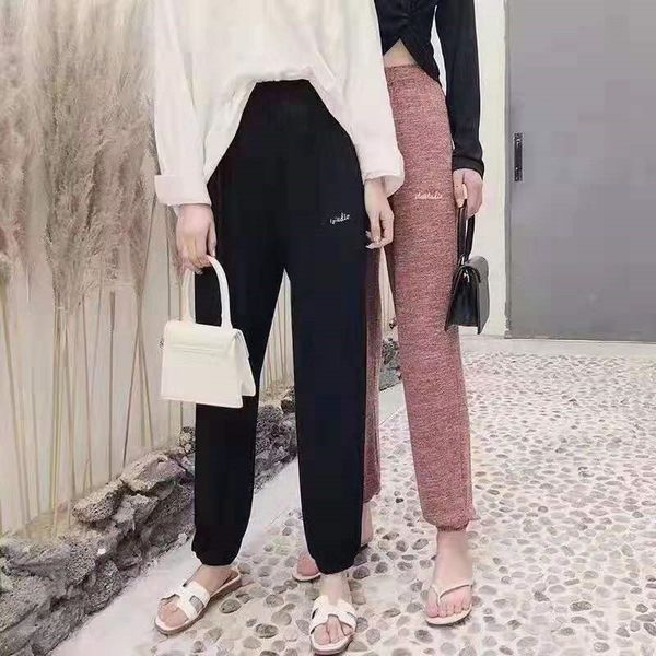 2021 New Women Thin Lady Knit Pant Letter Embroidery Spring Summer Elastic Waist Trousers Femme Home Wear Clothes A29U, Black;white
2021 New Women Thin Lady Knit Pant Letter Embroidery Spring Summer Elastic Waist Trousers Femme Home Wear Clothes A29U, Black;white