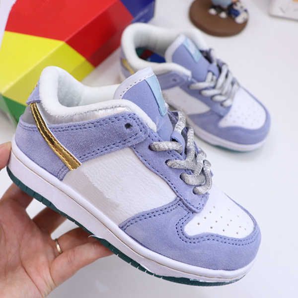 low pro 2021 children air cut black casual kids frozen leather glow dark for boy girl comfortable sneakers chaussures infant girls boys size
low pro 2021 children air cut black casual kids frozen leather glow dark for boy girl comfortable sneakers chaussures infant girls boys size