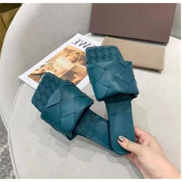 ivory pink 2021 luxury designer sandals summer slipper women leather mules squared sole the lido sandal party slippers with box, Black
ivory pink 2021 luxury designer sandals summer slipper women leather mules squared sole the lido sandal party slippers with box, Black