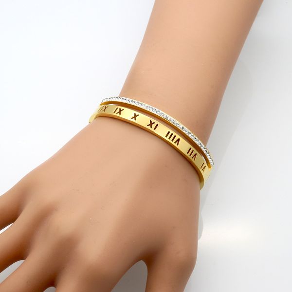 luxury women style hollowed roman numerals bangle bracelet jewelry with cubic zirconia, Black
luxury women style hollowed roman numerals bangle bracelet jewelry with cubic zirconia, Black