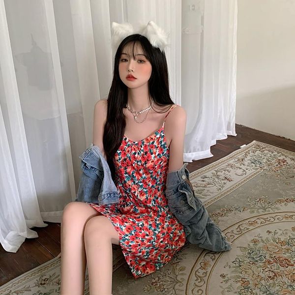 casual dresses 2021 summer temperament, broken flowers, suspenders, s, women, salt, and sweet., Black;gray
casual dresses 2021 summer temperament, broken flowers, suspenders, s, women, salt, and sweet., Black;gray