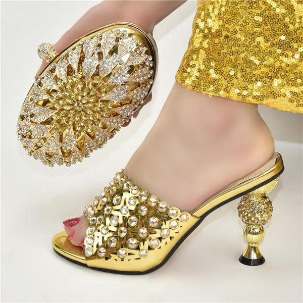 dress shoes latest design african women and bag set decorated with rhinestone for party wedding luxery, Black
dress shoes latest design african women and bag set decorated with rhinestone for party wedding luxery, Black