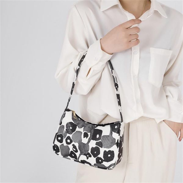 evening bags vintage handbag women's leather 2021 luxury designer shoulder ladies underarm bag fashion casual shopper baguette sac
evening bags vintage handbag women's leather 2021 luxury designer shoulder ladies underarm bag fashion casual shopper baguette sac