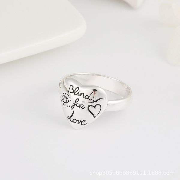 ring gujia s925 silver carved flower and bird heart-shaped love fearless couple fashion personality pair
ring gujia s925 silver carved flower and bird heart-shaped love fearless couple fashion personality pair