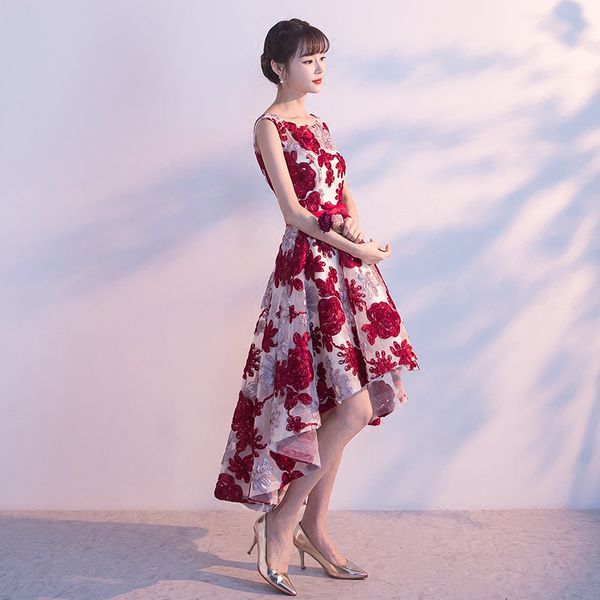 New Floral Print Burgundy Bridesmaid Dresses Robe De Soiree 2021 Appliques O Neck Banquet Prom Gown
New Floral Print Burgundy Bridesmaid Dresses Robe De Soiree 2021 Appliques O Neck Banquet Prom Gown