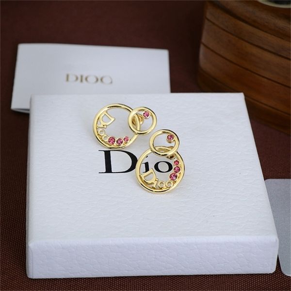 87% off wholesale shop family earrings for women's new fengdijia diamond circle thin face and earrings, Golden
87% off wholesale shop family earrings for women's new fengdijia diamond circle thin face and earrings, Golden