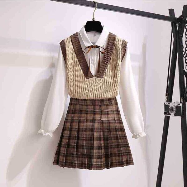 zawfl autumn casual three pices set sweater vest+ long sleeve white blouse+ a line plaid mini skirt student style sweet suits 210525
zawfl autumn casual three pices set sweater vest+ long sleeve white blouse+ a line plaid mini skirt student style sweet suits 210525