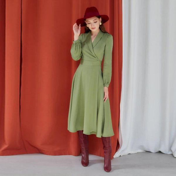 casual dresses vintage autumn dress women bow lace up long sleeve office elegant fashion french style midi party 2021 clothes, Black;gray
casual dresses vintage autumn dress women bow lace up long sleeve office elegant fashion french style midi party 2021 clothes, Black;gray