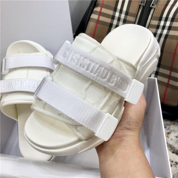 2021 new slippers for women's summer shoes with thick soles and high heels. flat sports slippers, Black
2021 new slippers for women's summer shoes with thick soles and high heels. flat sports slippers, Black