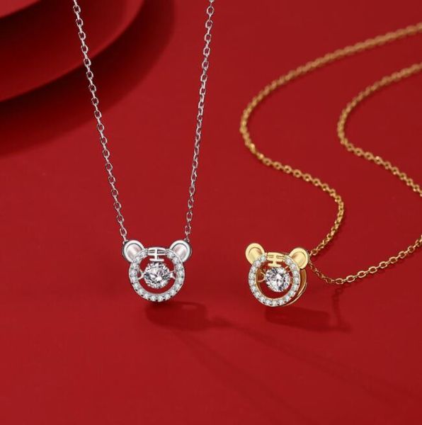s925 sterling silver natural smart tiger necklace female clavicle chain 
s925 sterling silver natural smart tiger necklace female clavicle chain