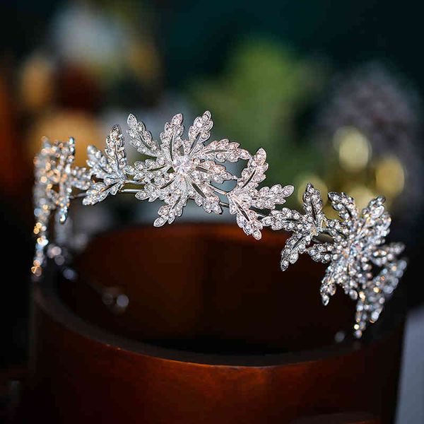 luxury crystal leaf crown jewelry bridal headpiece baroque rhinestone diadem tiaras crowns wedding hair accessories, Slivery;golden
luxury crystal leaf crown jewelry bridal headpiece baroque rhinestone diadem tiaras crowns wedding hair accessories, Slivery;golden