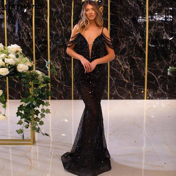 casual dresses runway sequined long dress women beaded halter v-neck sleeveless bodycon party vestidos, Black;gray
casual dresses runway sequined long dress women beaded halter v-neck sleeveless bodycon party vestidos, Black;gray