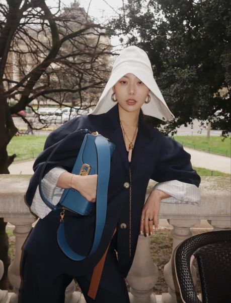 women's suits & blazers autumn 2021fw women wool loose blazer female luxury coat overcoat ddxgz2v 7.01, White;black
women's suits & blazers autumn 2021fw women wool loose blazer female luxury coat overcoat ddxgz2v 7.01, White;black